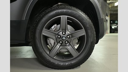 Defender 110 8