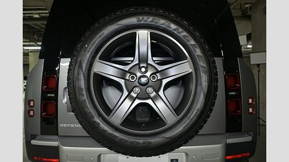 Defender 110 31