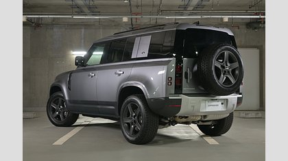 Defender 110 1