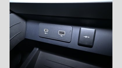 Defender 110 44