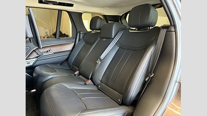Range Rover 5