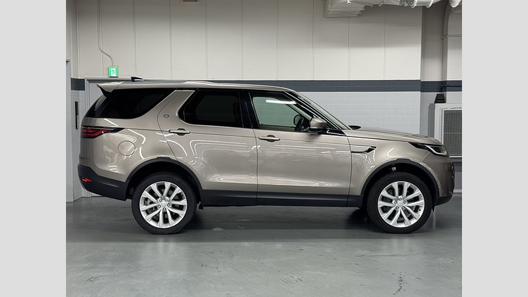 2021 認定中古車 Land Rover Discovery Lantau Bronze 3.0 litre i6P​ 360PS AWD