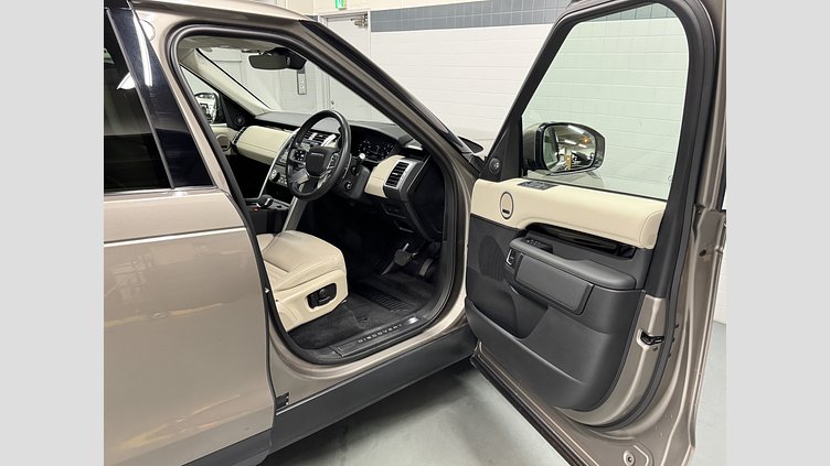 2021 認定中古車 Land Rover Discovery Lantau Bronze 3.0 litre i6P​ 360PS AWD