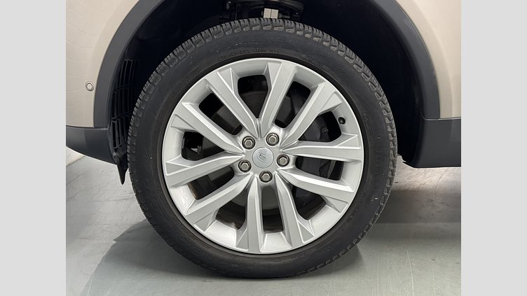 2021 認定中古車 Land Rover Discovery Lantau Bronze 3.0 litre i6P​ 360PS AWD