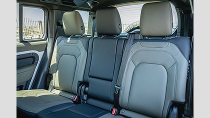 Defender 110 9