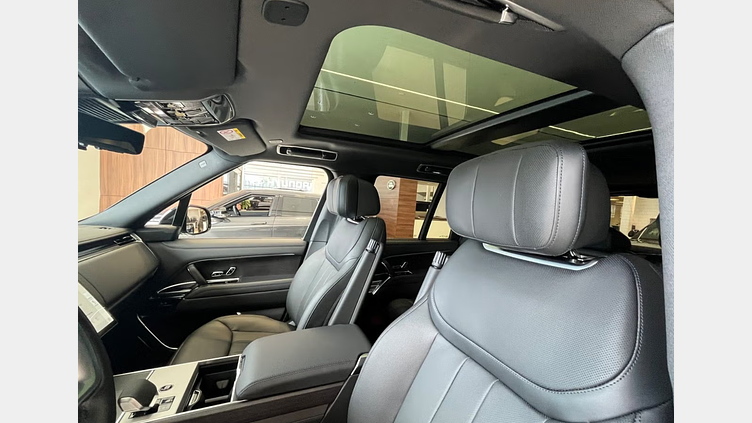 2026 Ny Land Rover Range Rover Charente Grey P550e AWD AUTO PHEV Standard hjulbas Autobiography