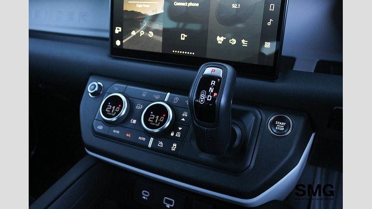 2024 Approved Land Rover Defender 110 Eiger Grey AWD D300 SE X-DYNAMIC