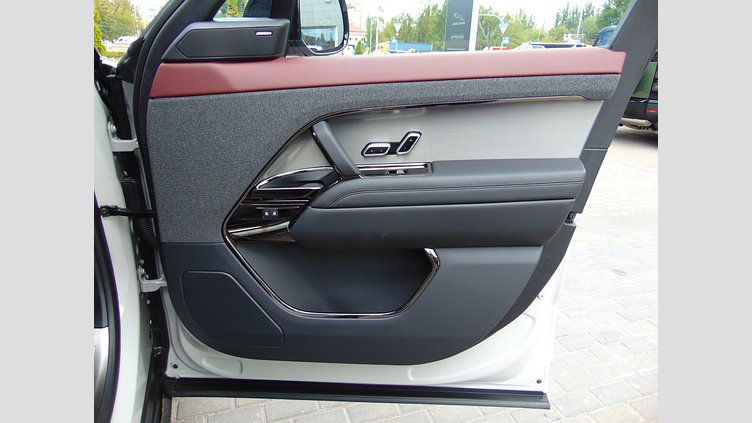 2026 Вживаний Land Rover Range Rover Sport Borasco Grey D250 ДИЗЕЛЬ MHEV Dynamic SE