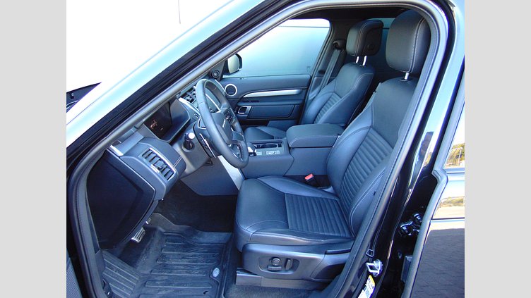 2023 Вживаний Land Rover Discovery Santorini Black 3.0 litre i6D​ Dynamic SE