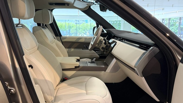 2026 新車 Land Rover Range Rover Batumi Gold P400 Autobiography LWB
