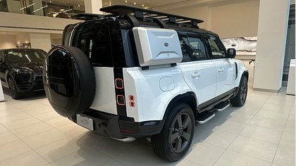 Defender 110 1