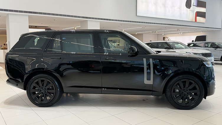 2026 新車 Land Rover Range Rover (1AG) 聖托里尼黑　Santorini Black P400 汽油 (輕油電混合) 長軸距7人座 HSE