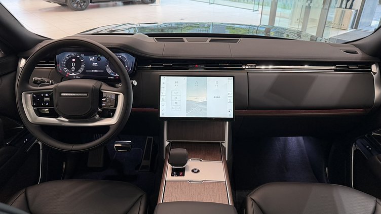 2026 新車 Land Rover Range Rover (1AG) 聖托里尼黑　Santorini Black P400 汽油 (輕油電混合) 長軸距7人座 HSE