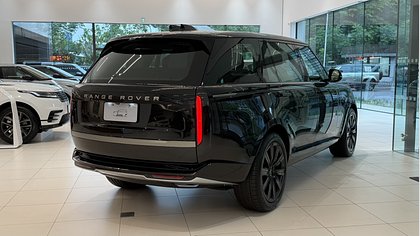 Range Rover 1