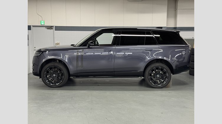 2023 認定中古車 Land Rover Range Rover アメジストグレイパープル - グロスフィニッシュ RANGE ROVER AUTOBIOGRAPHY ロングホイールベース
4.4L V8 530PSツインターボガソリンエンジン（AT）
AWD ロングホイールベース AUTOBIOGRAPHY