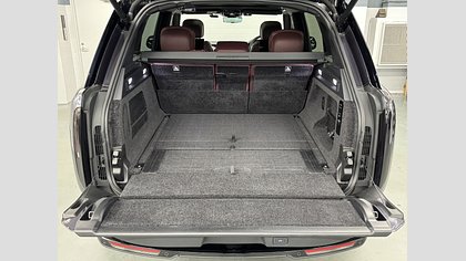 Range Rover 37
