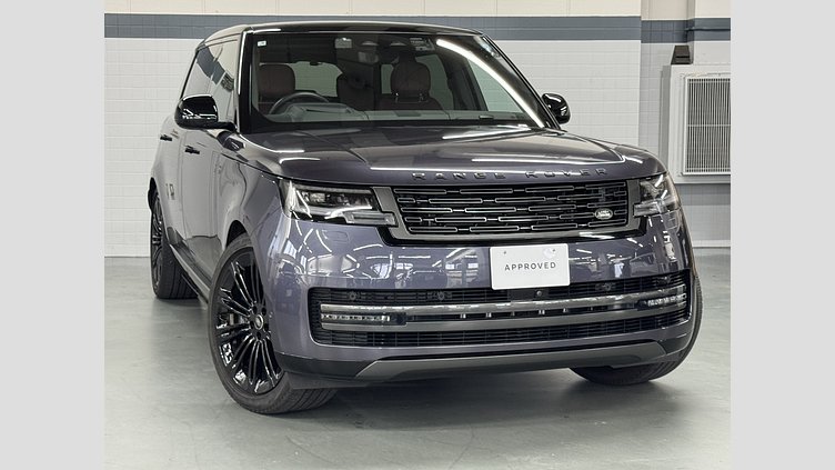 2023 認定中古車 Land Rover Range Rover アメジストグレイパープル - グロスフィニッシュ RANGE ROVER AUTOBIOGRAPHY ロングホイールベース
4.4L V8 530PSツインターボガソリンエンジン（AT）
AWD ロングホイールベース AUTOBIOGRAPHY