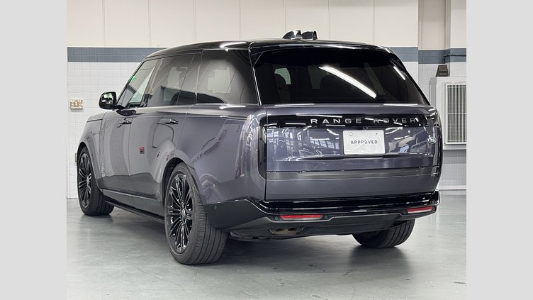 2023 認定中古車 Land Rover Range Rover アメジストグレイパープル - グロスフィニッシュ RANGE ROVER AUTOBIOGRAPHY ロングホイールベース
4.4L V8 530PSツインターボガソリンエンジン（AT）
AWD ロングホイールベース AUTOBIOGRAPHY