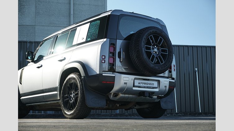 2022 Approved Land Rover Defender 110 Eiger Grey 110 D300 SE