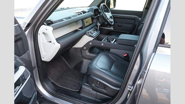 2022 Approved Land Rover Defender 110 Eiger Grey 110 D300 SE