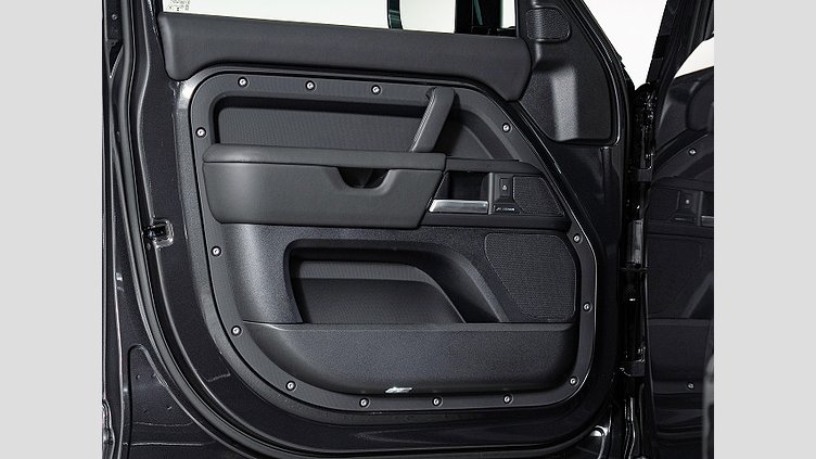 2025 認定中古車 Land Rover Defender 110 カルパチアングレイ D350 ディーゼルマイルドハイブリッド X-Dynamic HSE