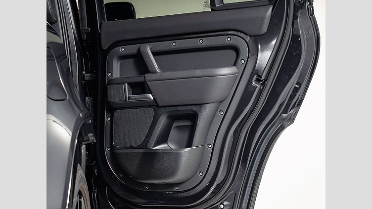2025 認定中古車 Land Rover Defender 110 カルパチアングレイ D350 ディーゼルマイルドハイブリッド X-Dynamic HSE