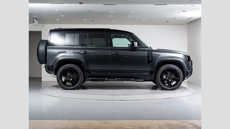 2025 認定中古車 Land Rover Defender 110 カルパチアングレイ D350 ディーゼルマイルドハイブリッド X-Dynamic HSE