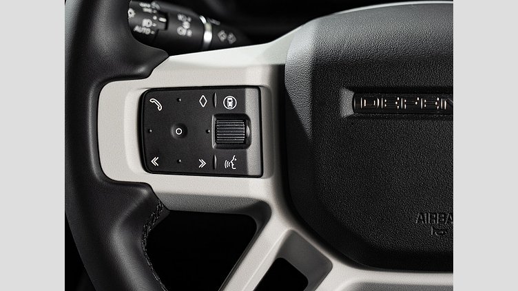 2025 認定中古車 Land Rover Defender 110 カルパチアングレイ D350 ディーゼルマイルドハイブリッド X-Dynamic HSE