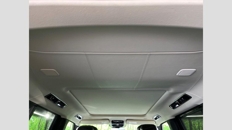 2024 認定中古車 Land Rover Range Rover オストゥーニパールホワイト（お取り扱いの有無については正規ディーラーにお問い合わせください） D350 AWD MHEV（AT） スタンダードホイールベース Autobiography