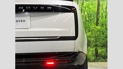 Range Rover 32
