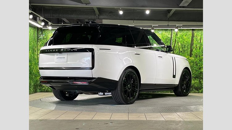 2024 認定中古車 Land Rover Range Rover オストゥーニパールホワイト（お取り扱いの有無については正規ディーラーにお問い合わせください） D350 AWD MHEV（AT） スタンダードホイールベース Autobiography