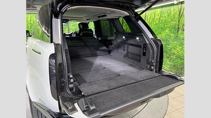 Range Rover 22