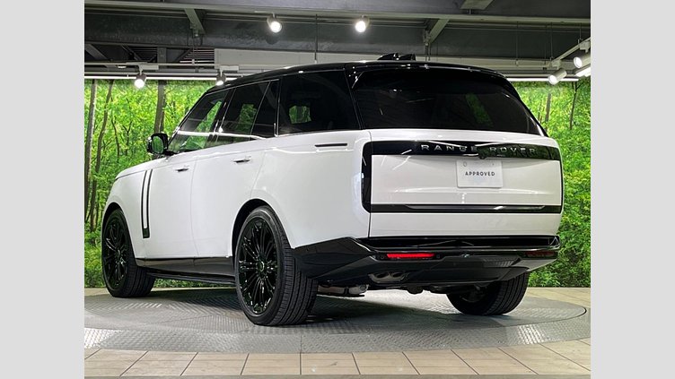 2024 認定中古車 Land Rover Range Rover オストゥーニパールホワイト（お取り扱いの有無については正規ディーラーにお問い合わせください） D350 AWD MHEV（AT） スタンダードホイールベース Autobiography