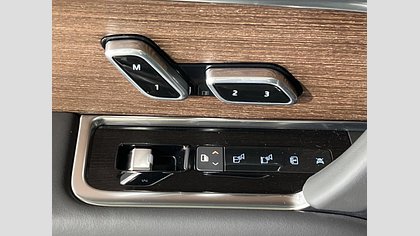 Range Rover 61