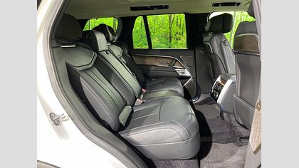 Range Rover 36