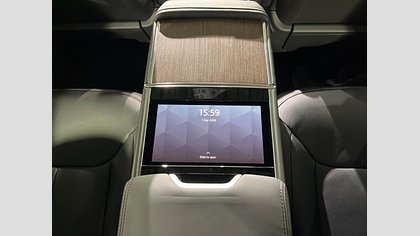 Range Rover 11