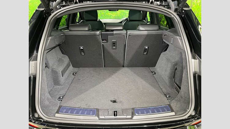 2024 認定中古車 Land Rover Range Rover Evoque サントリーニブラック プラグインハイブリッド（ガソリン） Standard Wheelbase DYNAMIC HSE
