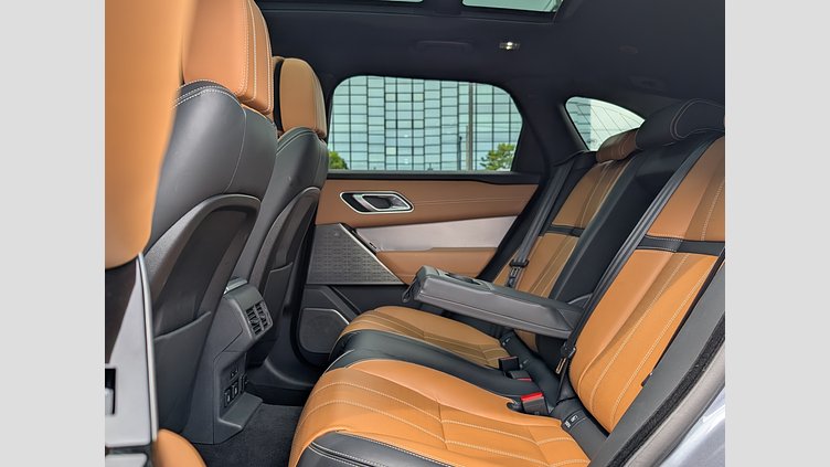 2022 認定中古車 Land Rover Range Rover Velar バイロンブルー P250 AWD（オートマチック） R-DYNAMIC HSE