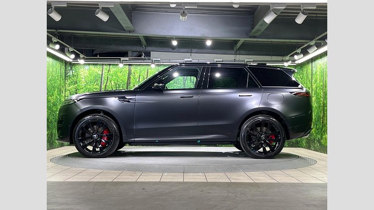 2025 認定中古車 Land Rover Range Rover Sport サントリーニブラック P550eプラグインハイブリッド（ガソリン） スタンダードホイールベース Dynamic SE