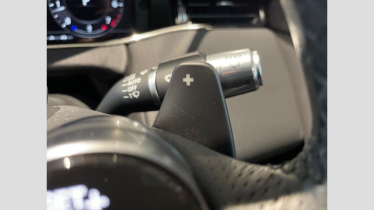 2020 認定中古車 Land Rover Range Rover Evoque フジホワイト P250 R-DYNAMIC S