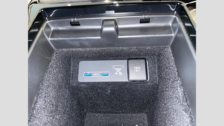 2020 認定中古車 Land Rover Range Rover Evoque フジホワイト P250 R-DYNAMIC S