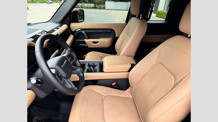 2025 Вживаний Land Rover Defender 90 Santorini Black Дизель D250 MHEV X-Dynamic SE