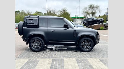 Defender 90 6