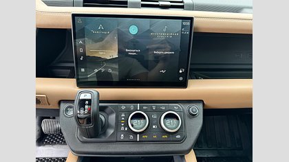 Defender 90 10