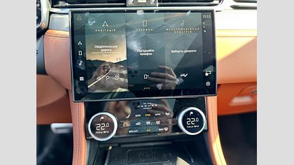 F-Pace 24