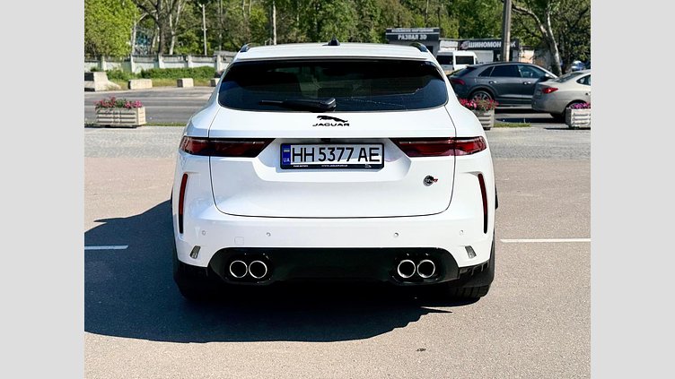 2023 Вживаний Jaguar F-Pace Ostuni Pearl White P550 AWD AUTOMATIC SVR