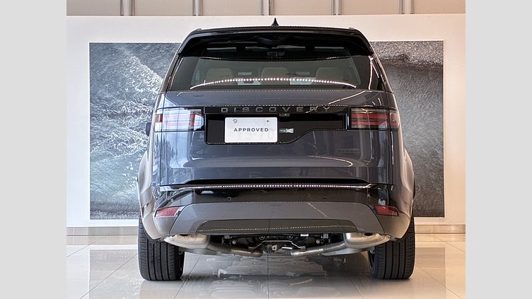 2024 認定中古車 Land Rover Discovery Varesine Blue 3.0 litre i6D​ ダイナミックHSE D300