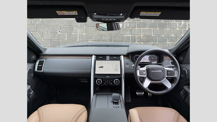 2024 認定中古車 Land Rover Discovery Varesine Blue 3.0 litre i6D​ ダイナミックHSE D300
