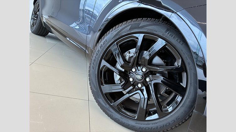 2024 認定中古車 Land Rover Discovery Varesine Blue 3.0 litre i6D​ ダイナミックHSE D300