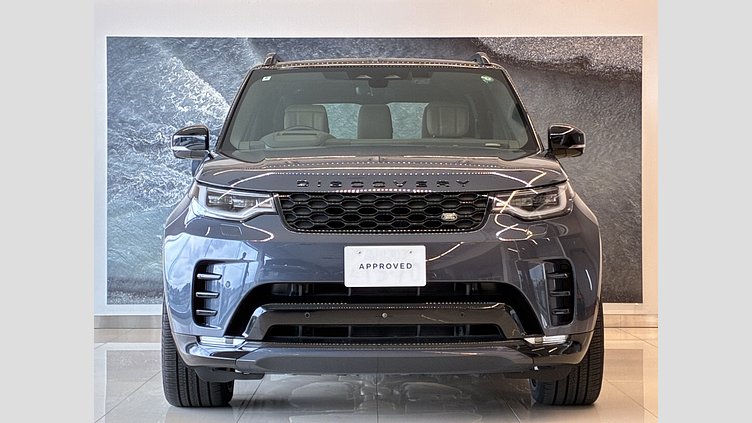 2024 認定中古車 Land Rover Discovery Varesine Blue 3.0 litre i6D​ ダイナミックHSE D300